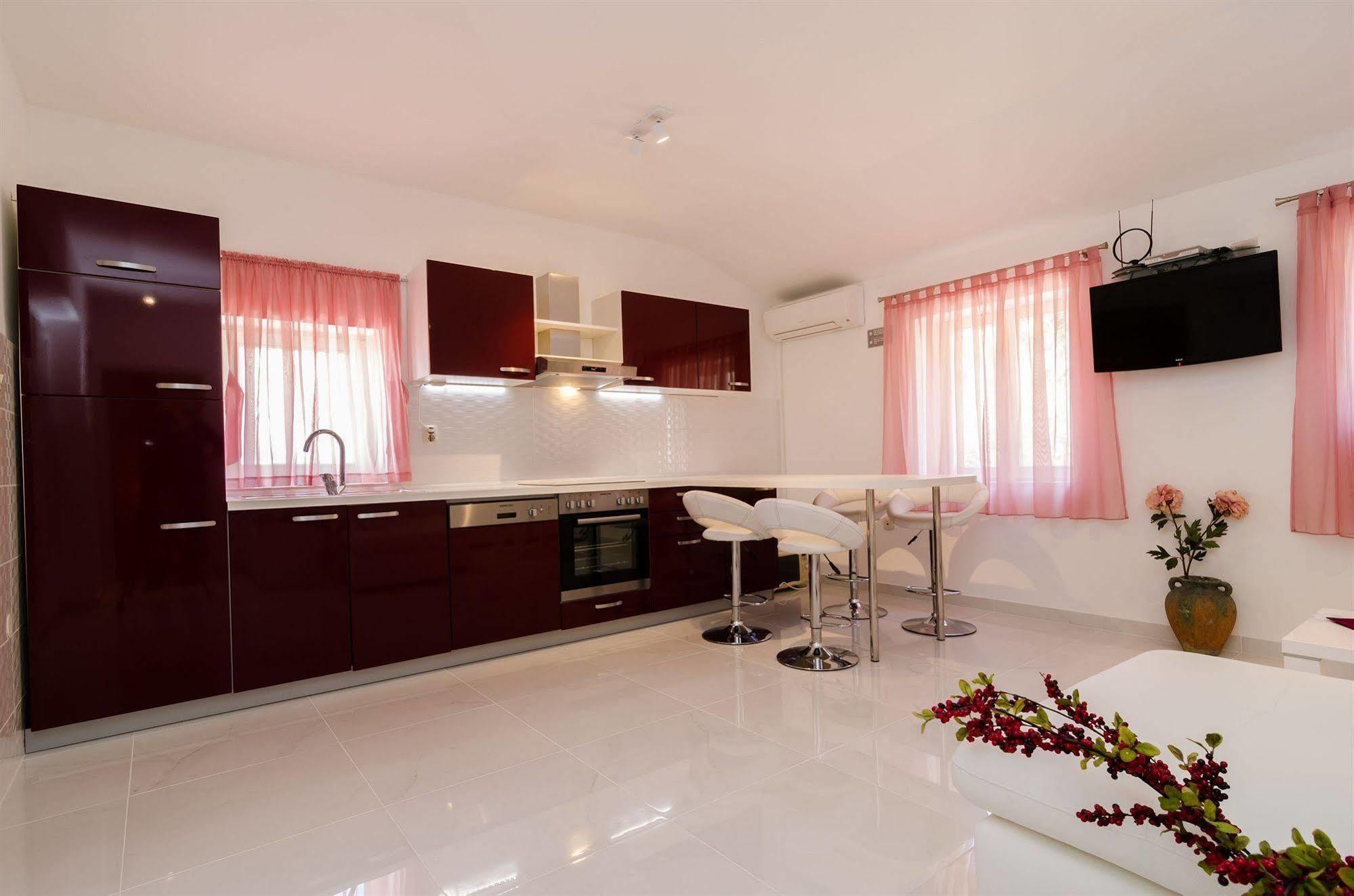 Apartments Mare Dubrovnik Exterior photo